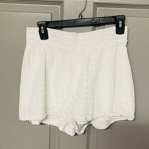 Women’s L White Lace Shorts